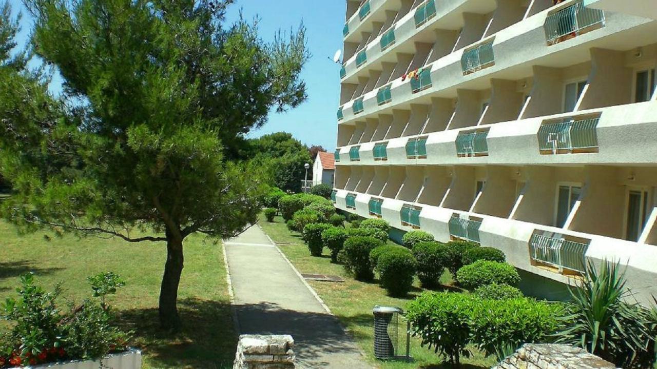 Hotel プーラ エクステリア 写真